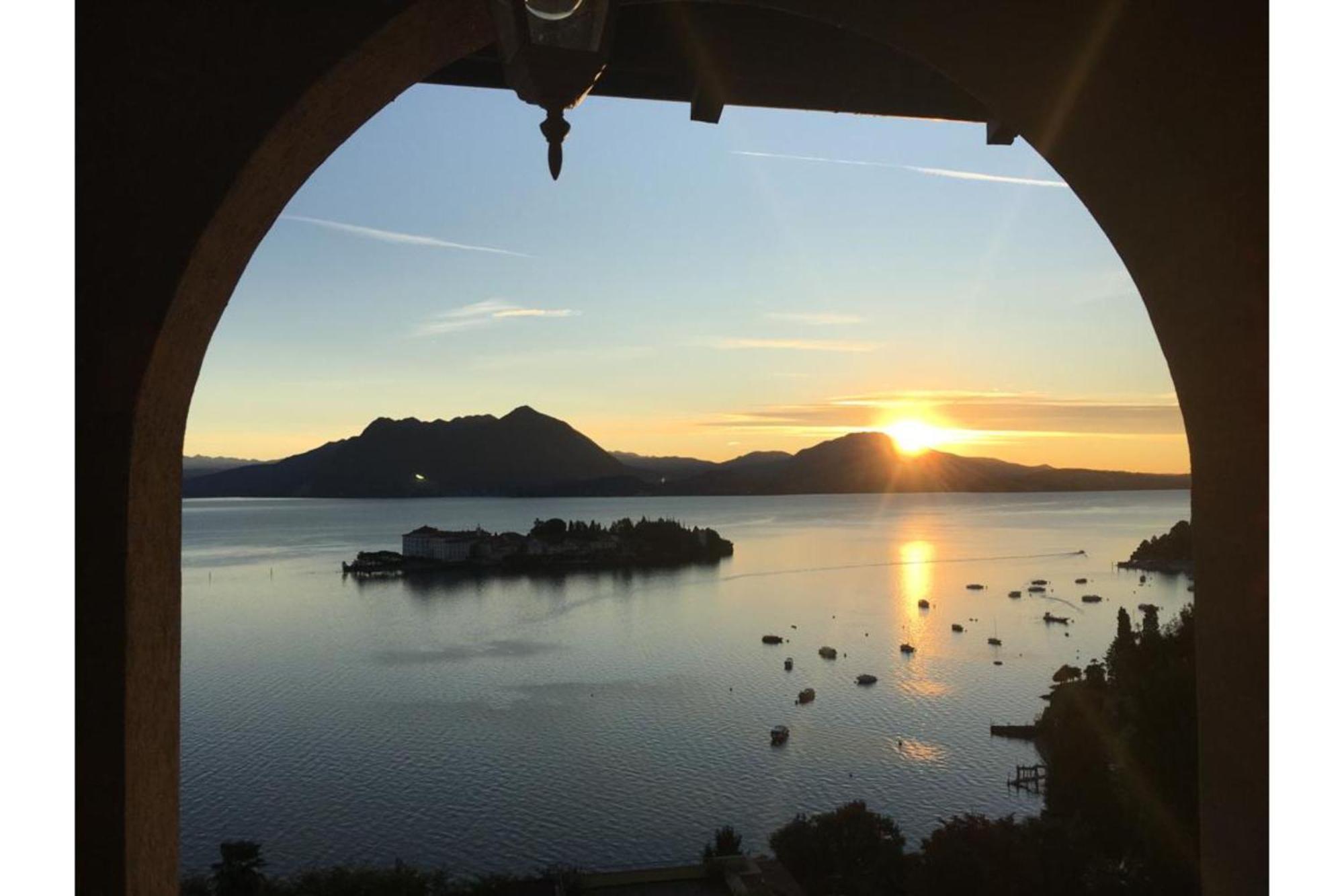 Pandora Lake View Stresa - Happy Rentals Exteriér fotografie